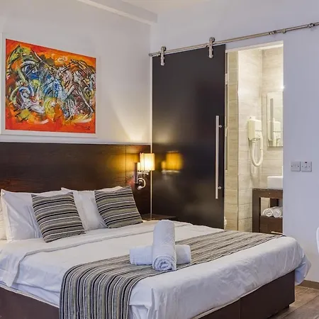 Stylish 1bedroom In The Heart Of St Julians 203